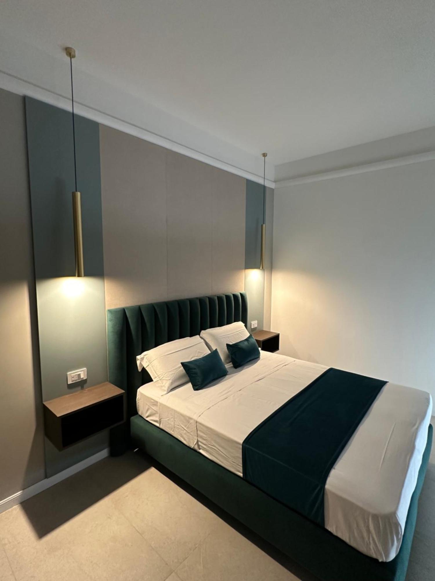Hotiday Room Collection - Napoli Museo Suite Exterior photo